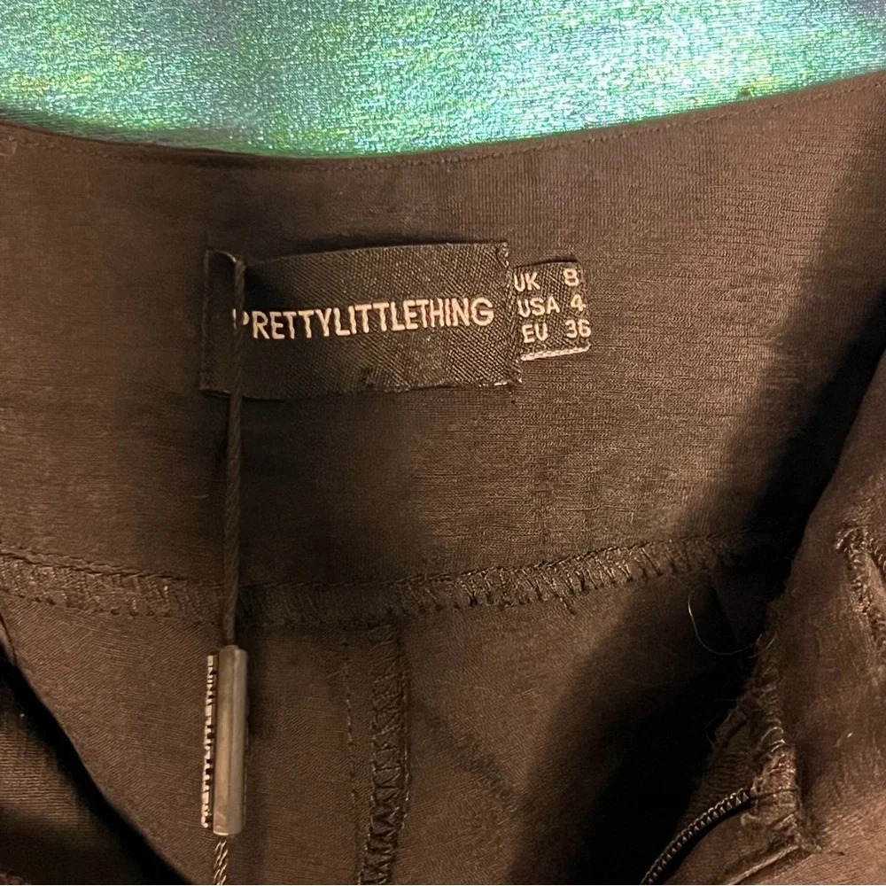 Pretty little thing Black trousers size 4 new with tags - Picture 2 of 3